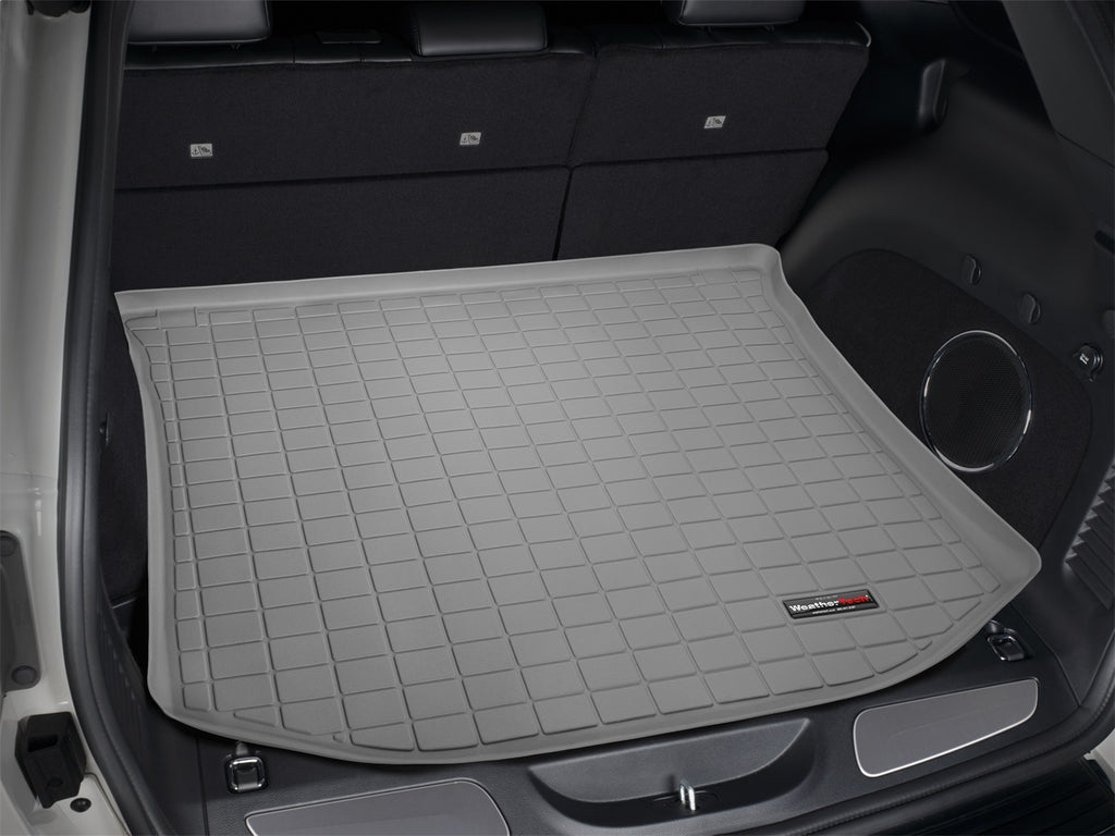 42469_Grand_Cherokee_2011.jpg
