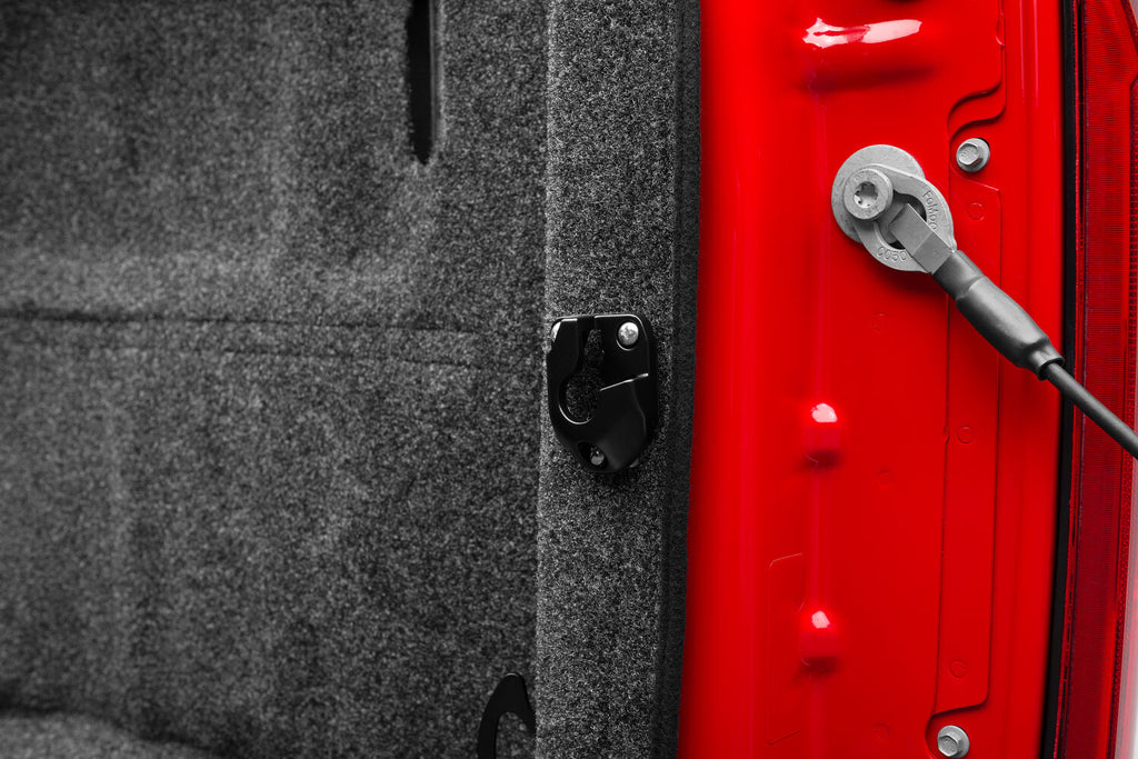 AMPamp-bedxtender-max-2021-ford-f150-red-studio-14.jpg