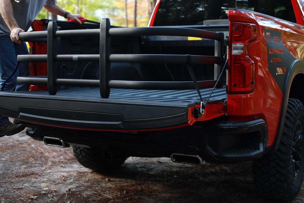 AMPamp_74841-01a_19silverado_lifestyle.jpg