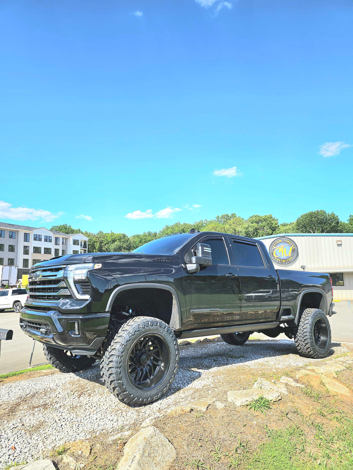 2025 CHEVY 2500HD HIGH COUNTRY