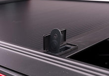 Load image into Gallery viewer, RX_OneMX_Toyota-Tacoma_Red_Details_03KeyLock-handle.jpg