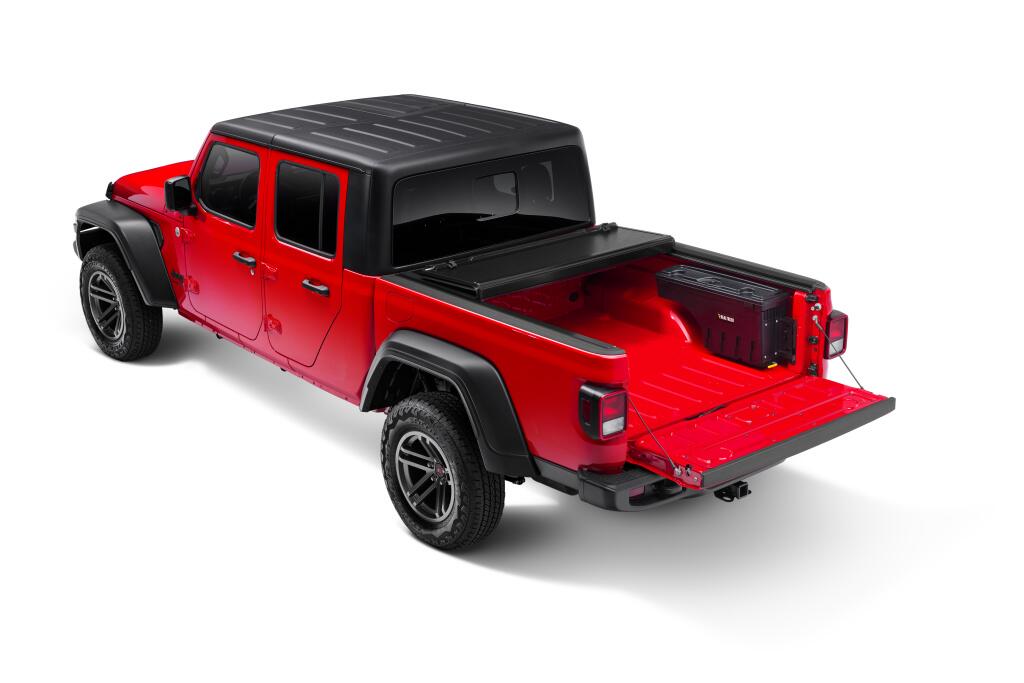UC_SwingCase_20Jeep-Gladiator_05_RT.jpg
