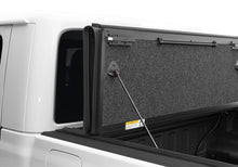 Load image into Gallery viewer, UC_UltraFlex_Jeep-Gladiator_Details_03PropRod.jpg