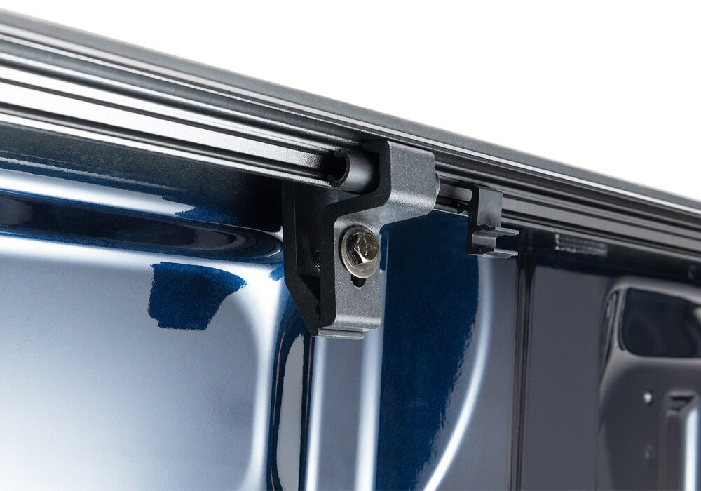UNDUC_ArmorFlex_21Ford-F150_Details_01Clamp.jpg