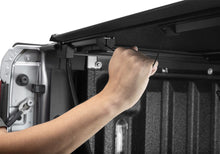 Load image into Gallery viewer, UNDUC_ArmorFlex_22Rambox_Detail_04_Latch.jpg