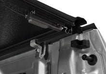 Load image into Gallery viewer, UNDUC_Flex_17FordF150_Silver_LatchDetail.jpg