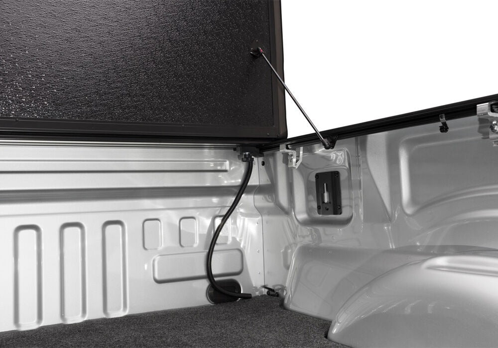 UNDUC_Flex_17FordF150_Silver_PropRod.jpg