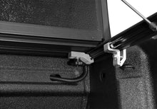 Load image into Gallery viewer, UNDUC_Flex_20Chevy-2500_Details02_Drain-Tube-Clamp.jpg