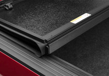 Load image into Gallery viewer, UNDUC_Flex_Chevy-2019_Red_Details_06Hinge.jpg
