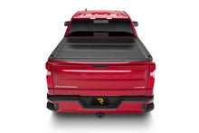 Load image into Gallery viewer, UNDUC_Flex_Chevy-2019_Red_Rear_01Closed_RT.jpg