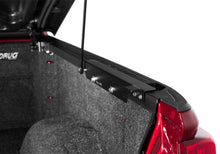 Load image into Gallery viewer, UNDUC_LUX_19Chevy-Silverado_Details_02Rail.jpg