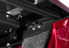 Load image into Gallery viewer, UNDUC_LUX_19Chevy-Silverado_Details_04Lock-Lever.jpg