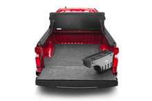 Load image into Gallery viewer, UNDUC_SwingCase_Chevy_Red_29_RT.jpg
