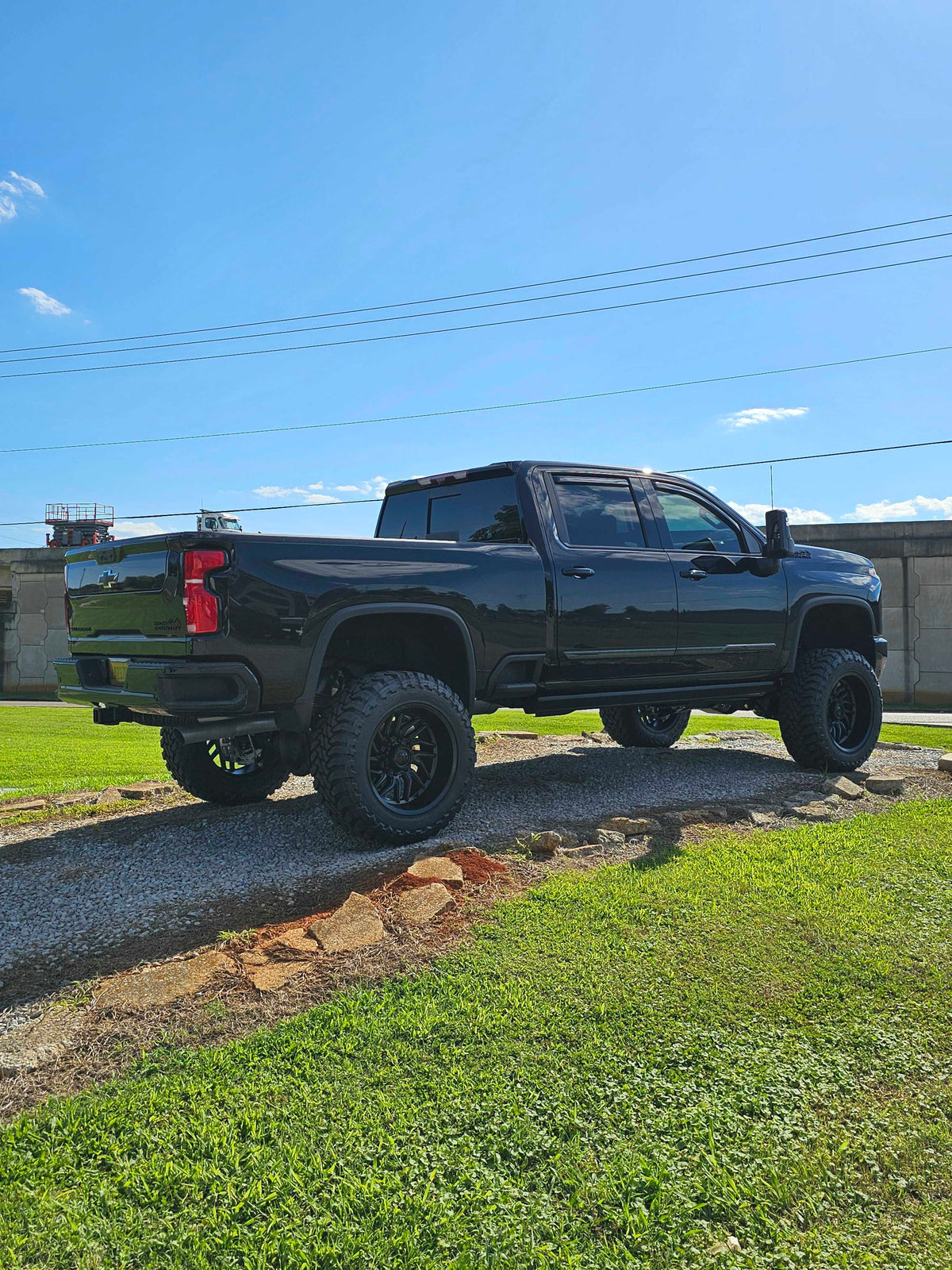 2025 CHEVY 2500HD HIGH COUNTRY