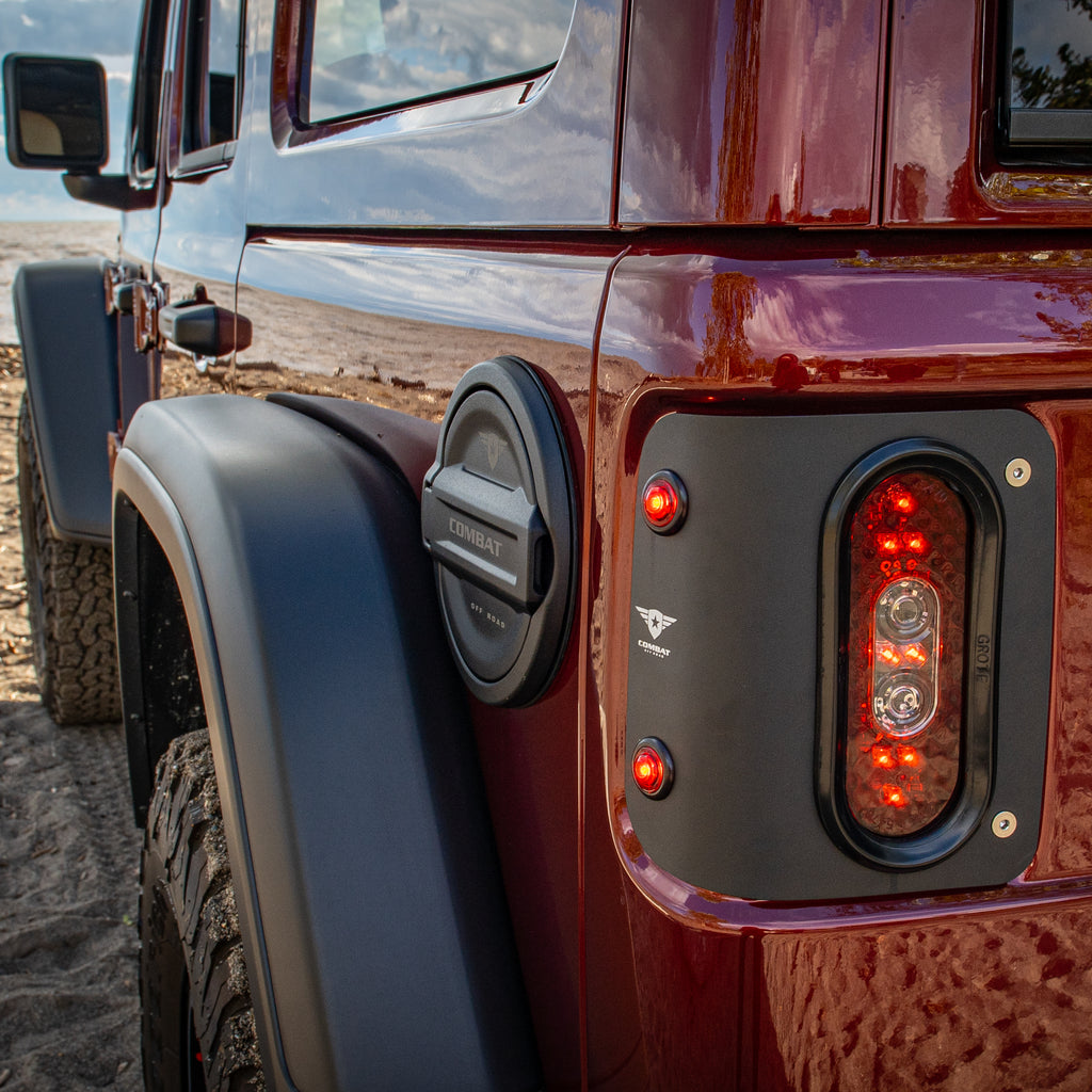 25-1050-Combat-Tail-Gunner-Tail-Lights-Jeep-JL-4OV.jpg