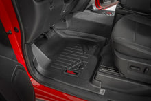 Load image into Gallery viewer, gm-floormat-bucket1_1.jpg