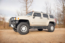 Load image into Gallery viewer, gm-lift-kit_920-h3-installed-1.jpg
