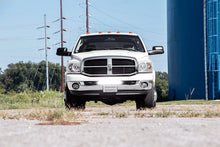 Load image into Gallery viewer, lights-20-inch-dodge-mounts_70568-white-ram-3500-front_1_1_3.jpg